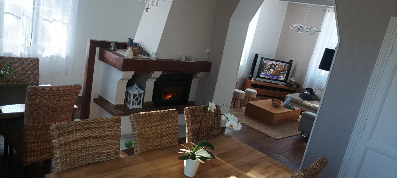 Bed and Breakfast Montplaisir Montendre Exterior foto